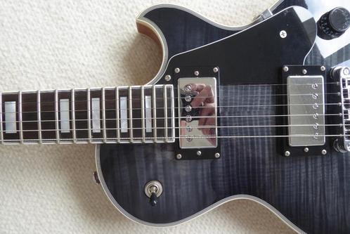 Schecter Solo Custom II dual humbucker guitar, Muziek en Instrumenten, Snaarinstrumenten | Gitaren | Elektrisch, Zo goed als nieuw