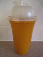 Tupperware cocktail shaker, Quick Shake Container 844-14, Huis en Inrichting, Keuken | Tupperware, Ophalen of Verzenden, Oranje