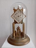 Vintage Duitse Kundo messing jubileumklok onder glazen koepe, Ophalen of Verzenden