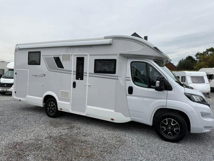 ROLLER Team KRONOS , centraal bed, 12 maanden garantie!, Caravans en Kamperen, Mobilhomes, Bedrijf, tot en met 4, Diesel, Handgeschakeld