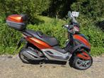 MP3 YOURBAN 300 RL + topkoffer, Scooter, 300 cc, Particulier, 12 t/m 35 kW