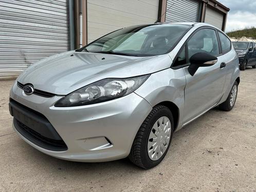 Ford fiesta utilitaire  1.6 tdci 2012 prêt à immatriculer, Auto's, Bestelwagens en Lichte vracht, Bedrijf, Airbags, Boordcomputer