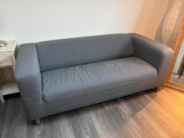 2x Ikea Klippan sofa - grijs, Maison & Meubles, Canapés | Salons, Utilisé, Banc droit, Deux personnes, 150 à 200 cm, 75 à 100 cm