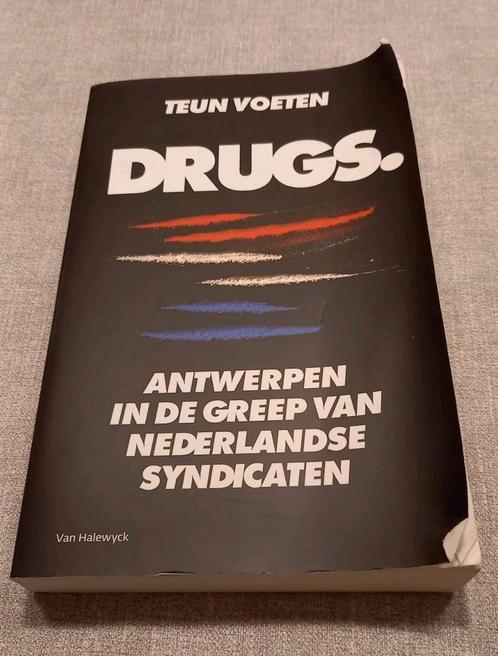 Boek "Drugs", Teun Voeten, Boeken, Politiek en Maatschappij, Gelezen, Ophalen of Verzenden