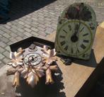 2 vieilles horloges murales, Enlèvement ou Envoi, Utilisé, Analogique, Horloge murale