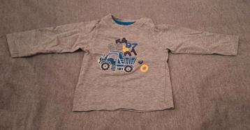 ~ T-shirtje met lange mouwen( maat 68)
 beschikbaar voor biedingen