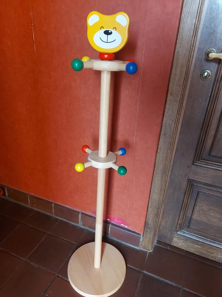 Porte manteau sur pied pour enfant, Enlèvement, Utilisé, Portemanteau