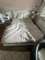 Wit 2 persoonsbed met matras, Maison & Meubles, Chambre à coucher | Chambres à coucher complètes, Enlèvement, Utilisé, Deux personnes