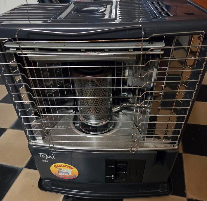 Petroliumkachel 3000w +Benzine aggreraat 1000w, Caravans en Kamperen, Kampeeraccessoires, Zo goed als nieuw, Ophalen