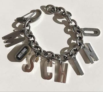 Moschino dameshorloge met juweelarmband in bedelstijl beschikbaar voor biedingen