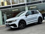 Volkswagen Tiguan 1.5 TSI R-LINE / ADAPT / CARPLAY / CAM / C, Auto's, Automaat, Gebruikt, 4 cilinders, Wit