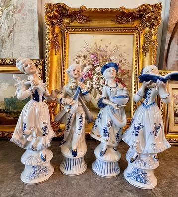 lot van 4 porseleinen beeldjes beschikbaar voor biedingen