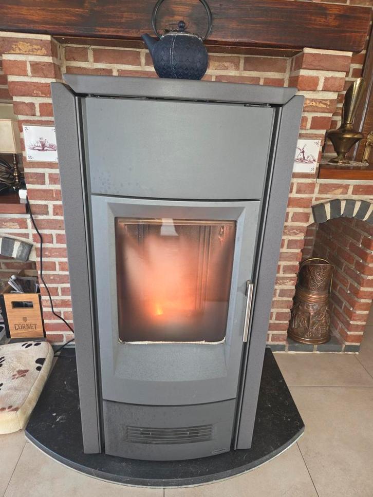 Pelletkachel - Piazetta - 11,3 kW, Huis en Inrichting, Kachels, Gebruikt, Vrijstaand, Pelletkachel, Ophalen