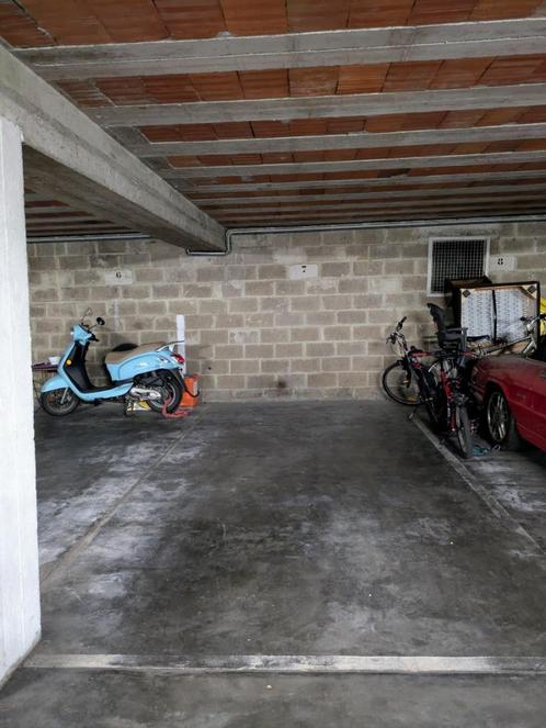 Overdekte parkeerplaats in Watermael-Boitsfort, Immo, Garages en Parkeerplaatsen, Brussel