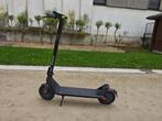 Trottinette Xiaomi scooter 4 Lite 2 eme génération, Vélos & Vélomoteurs, Enlèvement, Comme neuf