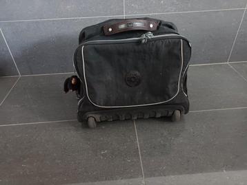 Kipling zwarte boekentas op wielen. Grote capaciteit. beschikbaar voor biedingen