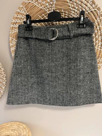 Jupe neuve Primark T36 beschikbaar voor biedingen