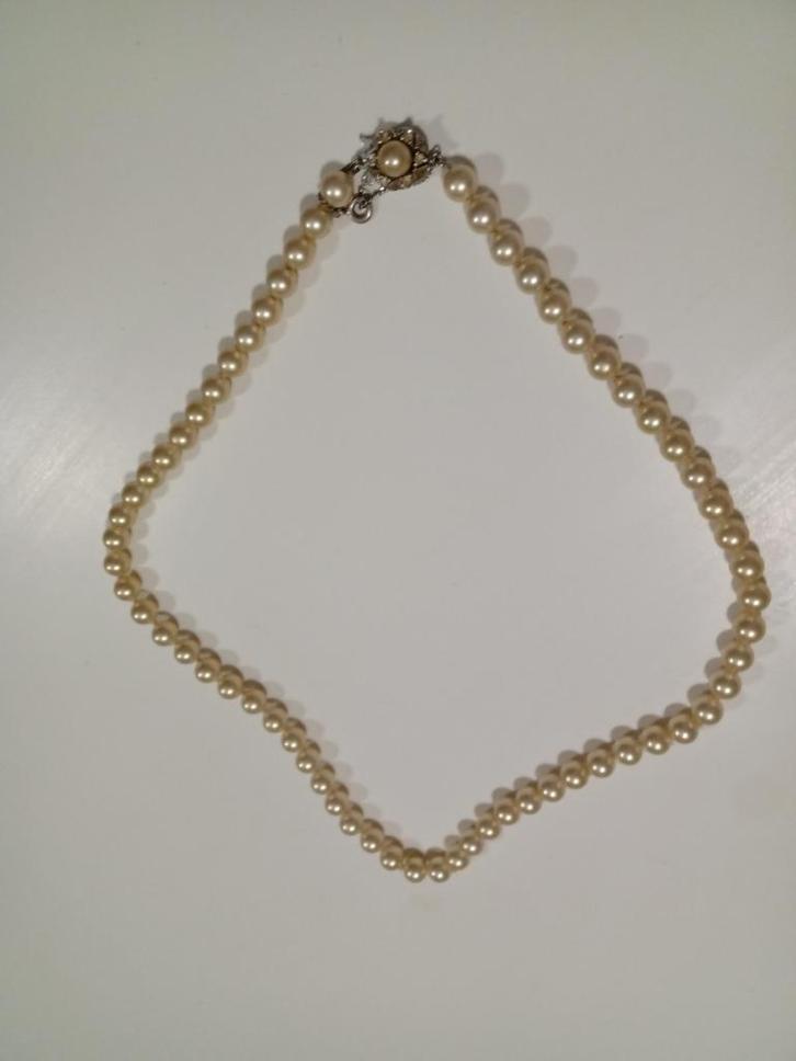 Beau grand collier en perles de Majorque Fermoir argent 1980, Bijoux, Sacs & Beauté, Colliers, Argent, Argent, Enlèvement ou Envoi