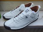 Sneakers voor heren. Maat 42, Ophalen of Verzenden, Nieuw, Schoenen