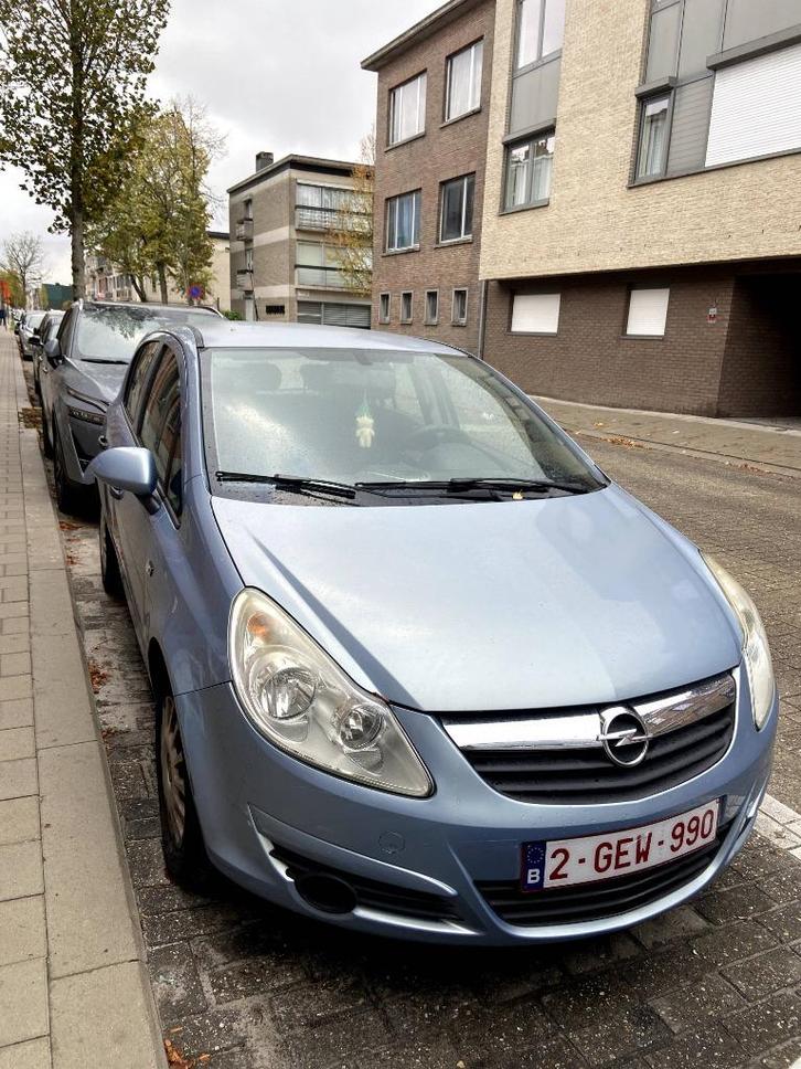 Opel Corsa 1.2 essence 2009 — 149 611 km, Autos, Opel, Particulier, Corsa, ABS, Airbags, Air conditionné, Ordinateur de bord, Verrouillage central