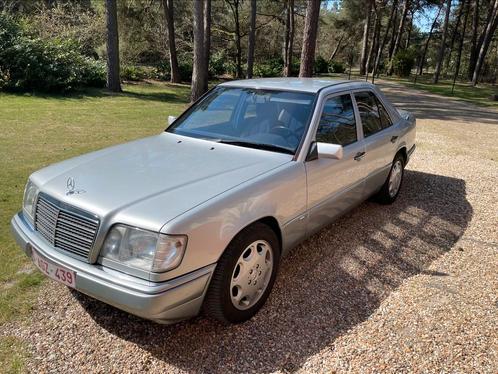 Mercedes E420 echte wolf in schaapskleren, Auto's, Oldtimers, Particulier, ABS, Airbags, Airconditioning, Alarm, Centrale vergrendeling