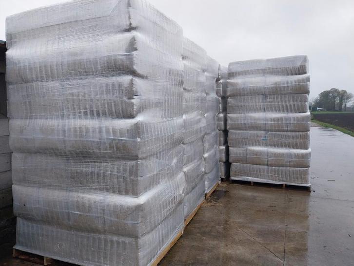 Vlas vlaslemen stalstrooisel kippenhoeve Arendonk, Dieren en Toebehoren, Paarden en Pony's | Verzorgingsproducten, Nieuw, Ophalen of Verzenden