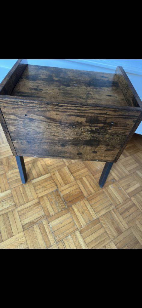 Houten nachtkastje - industriële look, Huis en Inrichting, Slaapkamer | Nachtkastjes, Zo goed als nieuw, Minder dan 55 cm, Minder dan 45 cm