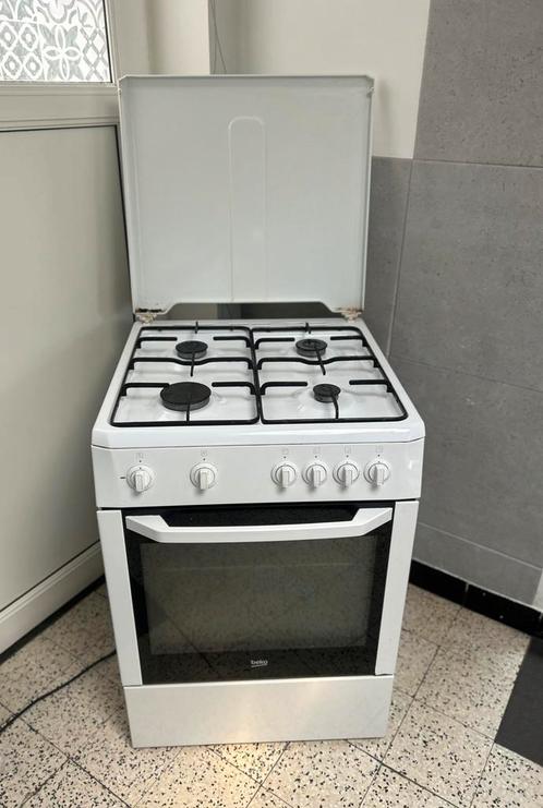 Gasfornuis Met Electrische Oven  Beko, Elektronische apparatuur, Fornuizen, Gebruikt, Vrijstaand, Gas, 4 kookzones, 85 tot 90 cm