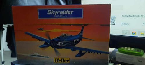 Sky Raider Heller 1/72 L'oiseau du Vietnam, Hobby & Loisirs créatifs, Modélisme | Avions & Hélicoptères, Comme neuf, Avion, 1:72 à 1:144