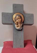 kruisbeeld Maria met Jezus, Ophalen