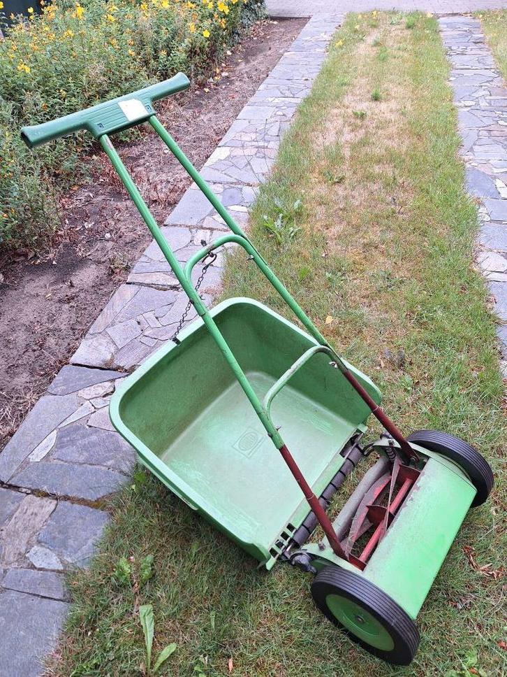 Tondeuse à gazon BRILL - 32 cm, Jardin & Terrasse, Tondeuses à gazon, Utilisé, Tondeuses à gazon manuelles, 30 à 39 cm, Tondeuse à cylindre