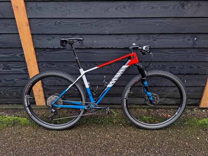 Canyon Exceed CF SLX MvdP Alpecin Zwift Mathieu van der Poel, Fietsen en Brommers, Fietsen | Mountainbikes en ATB, Ophalen