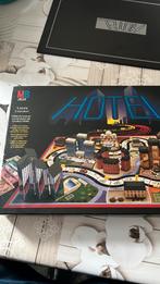 Hotel, Hobby en Vrije tijd, Gezelschapsspellen | Overige, Ophalen of Verzenden, Gebruikt, MB