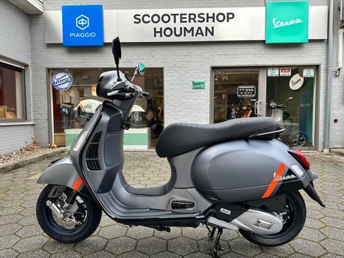 Vespa GTS 125 cc SUPER SPORT GRIGIO TRAVOLGENTE MATT (nr.08), Fietsen en Brommers, Scooters | Vespa, Overige modellen, Benzine