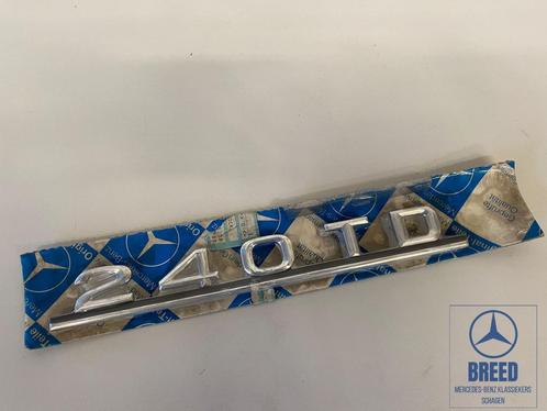 NOS embleem 240TD voor Mercedes-Benz W123 S123, Auto-onderdelen, Carrosserie, Mercedes-Benz, Nieuw, Ophalen of Verzenden