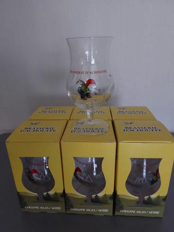 Verres à chouffe dans une boîte cadeau, Enlèvement ou Envoi, Neuf, Verre à bière