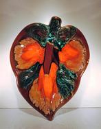 Plat à glaçure Vallauris, Envoi