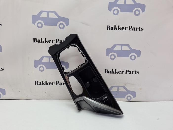 Middenconsoles van een Hyundai I40, Auto-onderdelen, Interieur en Bekleding, Hyundai, Gebruikt, 3 maanden garantie