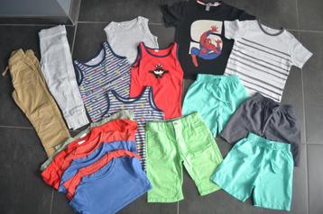 Vêtements 5 ans (pantalons, shorts, t-shirts, chemisettes)