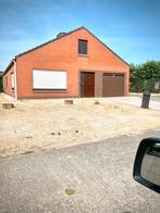 Bungalow in rustige woonwijk, Immo, 200 tot 500 m², 390 UC, Vrijstaande woning, 3 kamers