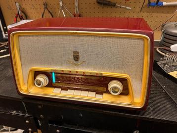 Gerestaureerde Grundig type 97 lampenradio, Audio, Tv en Foto, Ophalen, Zo goed als nieuw, Radio