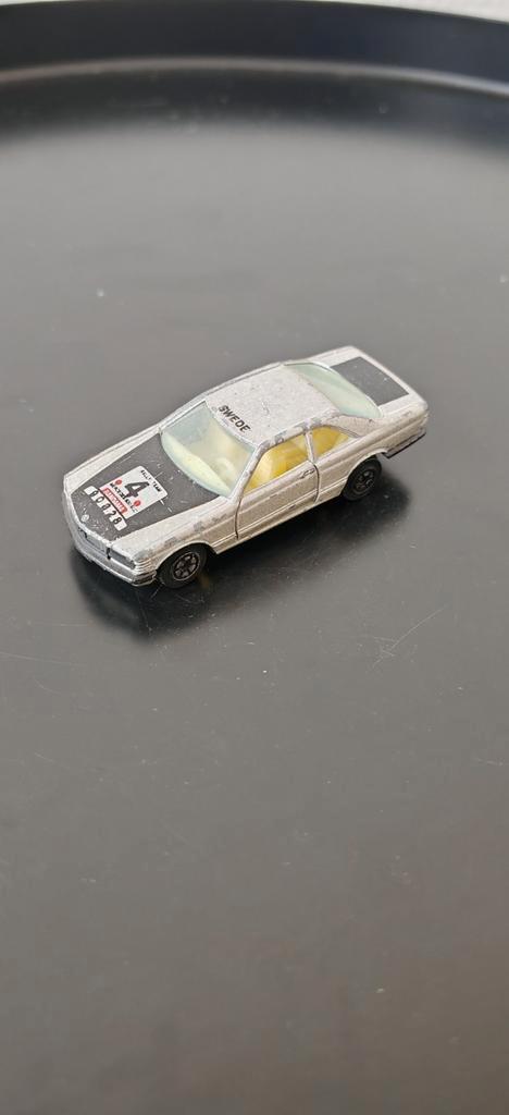 Mercedes 1/64, Hobby en Vrije tijd, Modelauto's | Overige schalen, Gebruikt, Auto, Ophalen of Verzenden