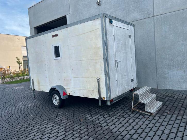 Werfkeet aanhangwagen met toilet, Auto diversen, Aanhangers en Bagagewagens, Gebruikt, Ophalen