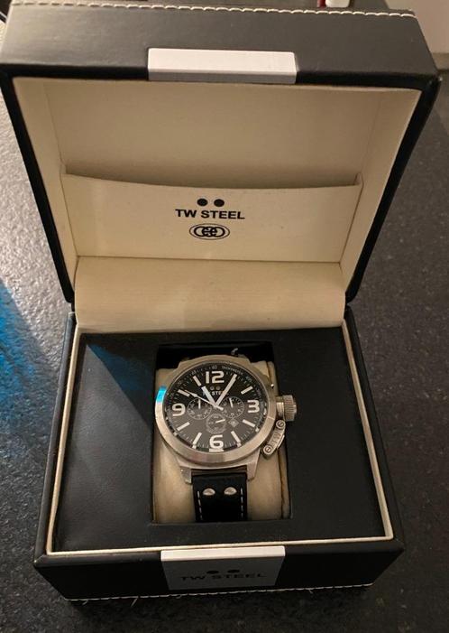 TW STEEL OVERSIZED MANNENHORLOGE., Handtassen en Accessoires, Horloges | Heren, Zo goed als nieuw, Polshorloge, Overige merken