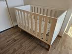 Quax Indigo White babybed + matras + toebehoren, Ophalen, Zo goed als nieuw, Ledikant