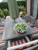 teakhouten stoelen en tafel + 2 ligbanken, Ophalen, Gebruikt