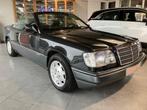 mercedes E220 cabrio '52.000km', Auto's, Automaat, Cabriolet, Zwart, Leder