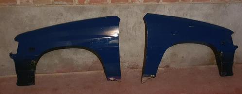 Spatbord voor - Links +Rechts - Opel Corsa A (1982 - 1993), Auto-onderdelen, Carrosserie, Spatbord, Opel, Voor, Links, Rechts