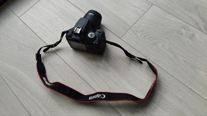 Canon EOS 2000D, met toebehoren, meteen klaar voor gebruik, TV, Hi-fi & Vidéo, Appareils photo numériques, Comme neuf, Canon, Enlèvement