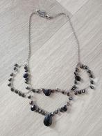 Ketting met zwarte pareltjes, Handtassen en Accessoires, Kettingen, Ophalen, Gebruikt, Zwart, Kunststof